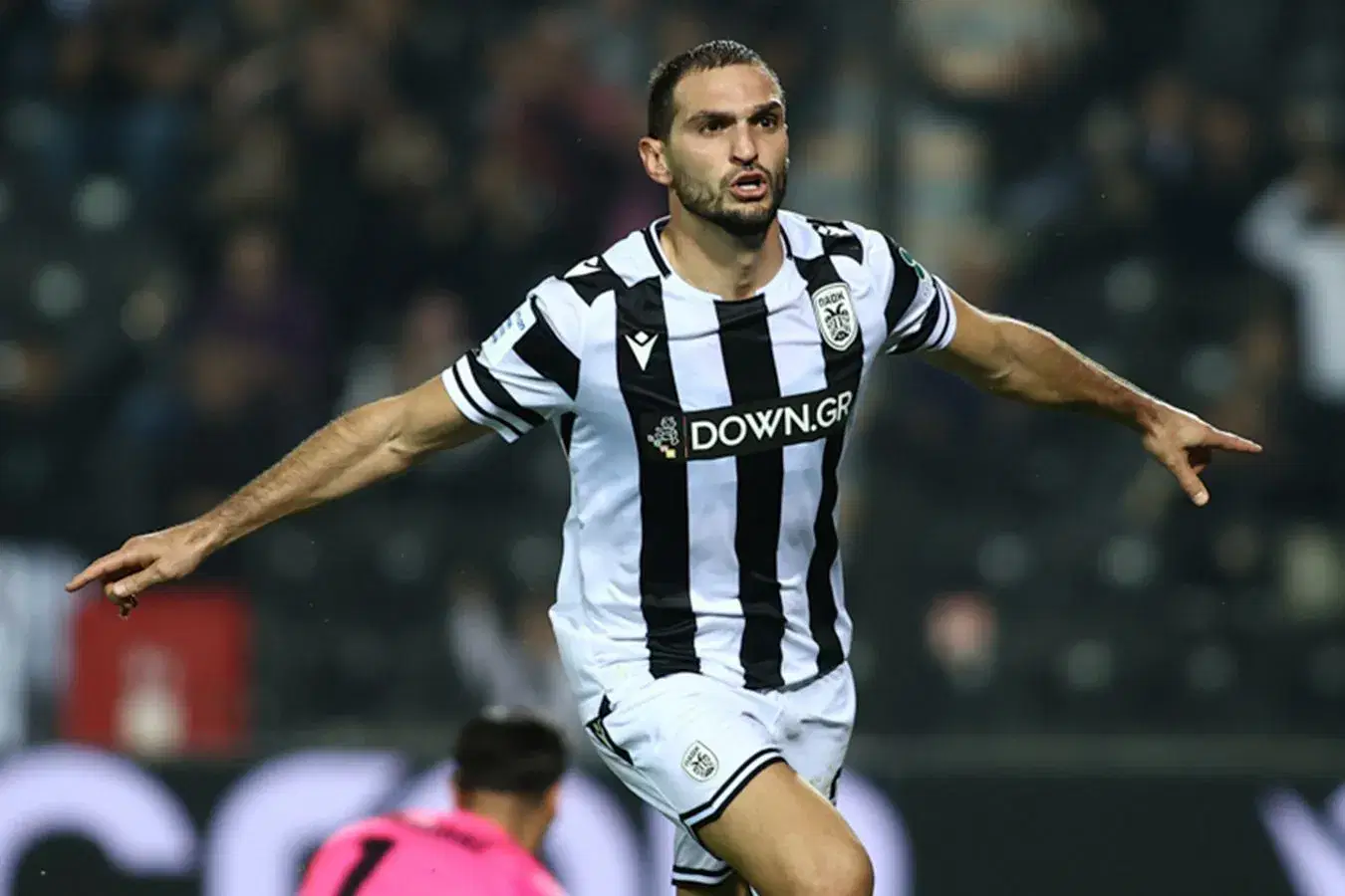 Футбольная Европа-2025: От уроков Берлина до казахстанских полей — полный гид