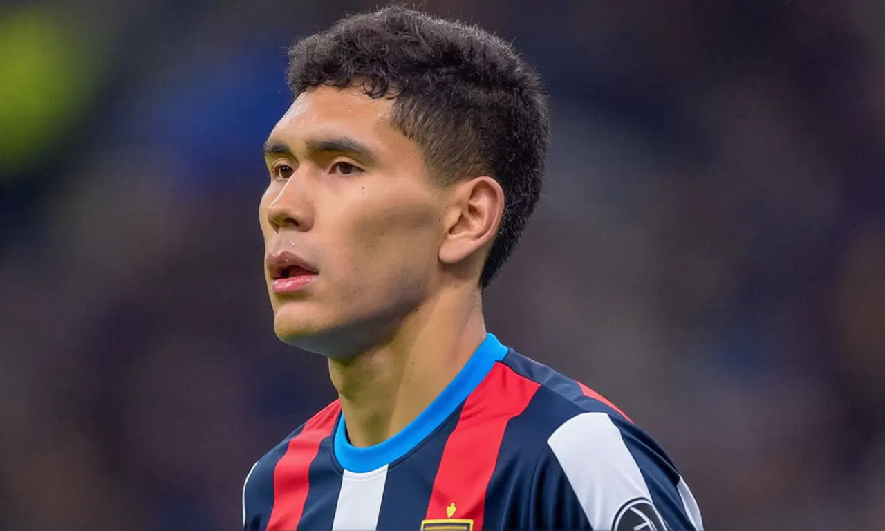 Загипаров раскрыл необычную версию успехов вратаря «Кайрата» Анарбекова в Лиге Чемпионов