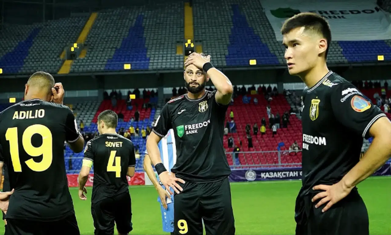 Женис продлил контракт с грузинским форвардом Лобжанидзе