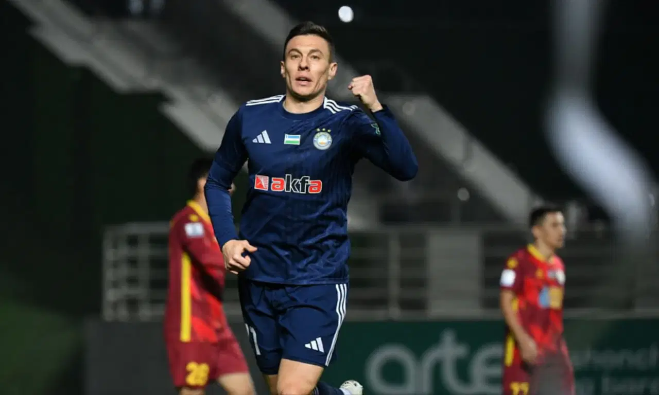 Иранский Сепахан подтвердил интерес к форварду Пахтакора Игорю Сергееву