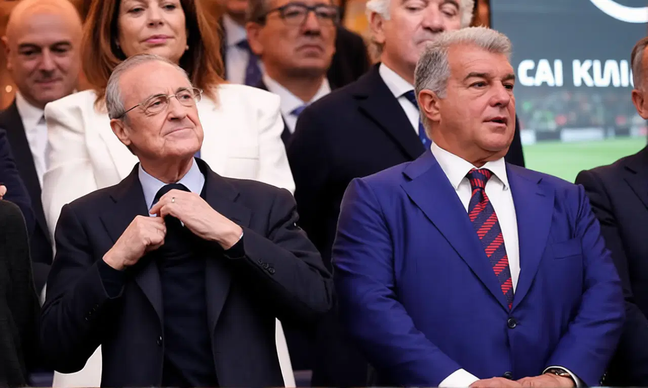 Талантливый хавбек Аякса попал в списки Реала и Барселоны