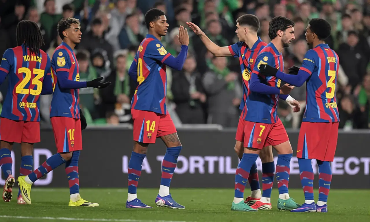 Барселона уверенно прошла Расинг в Кубке Испании